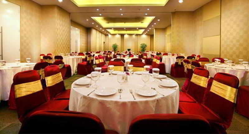 Favehotel Manahan - Solo Buitenkant foto