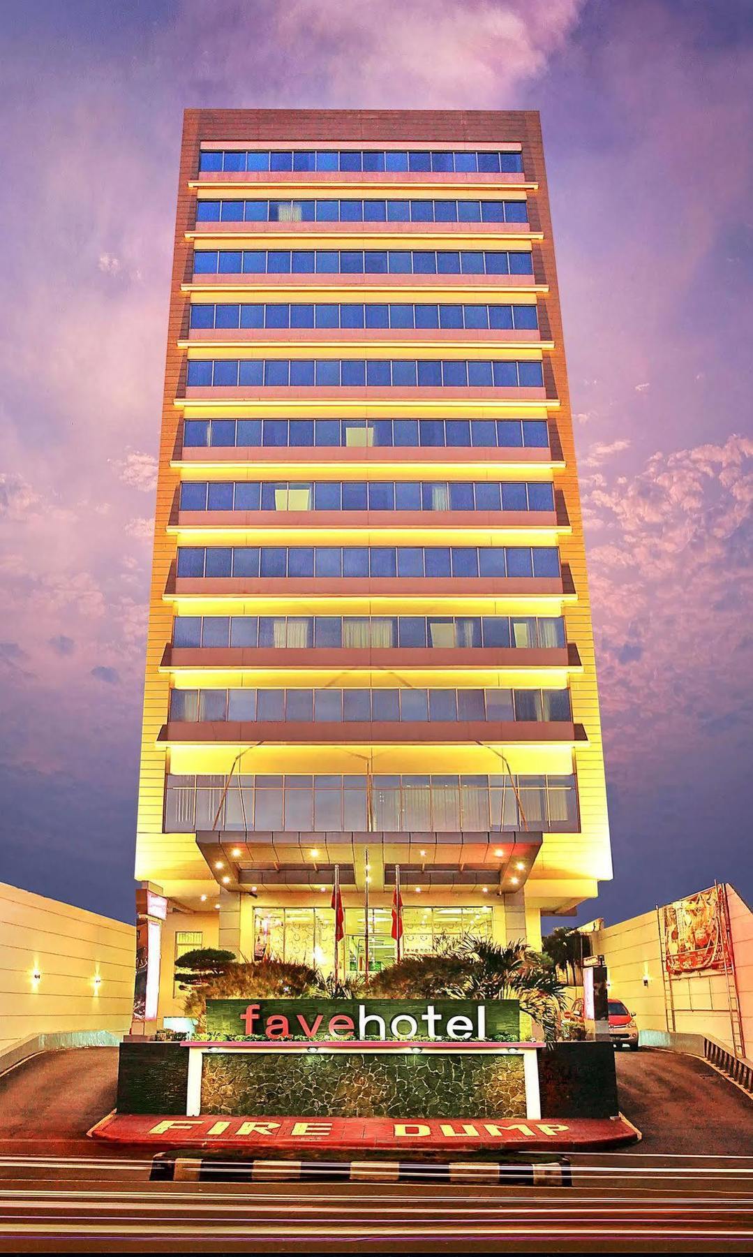 Favehotel Manahan - Solo Buitenkant foto